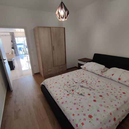 Luxury Apartments-La Dino Maky Vodice Phòng bức ảnh