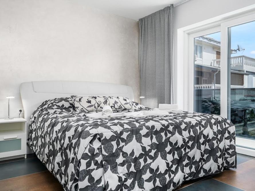 Luxury Apartments-La Dino Maky Vodice Phòng bức ảnh