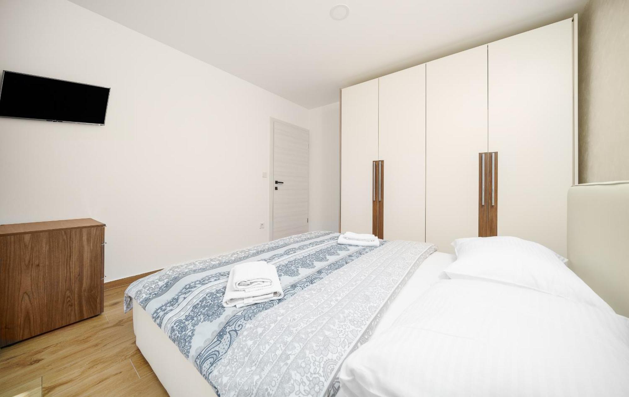 Luxury Apartments-La Dino Maky Vodice Phòng bức ảnh
